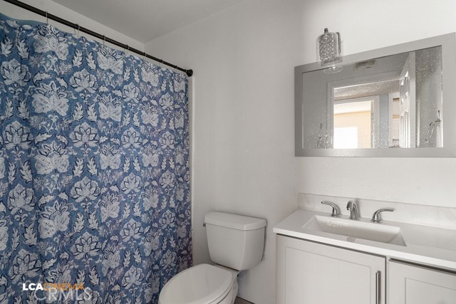 2116 Potomac, Bakersfield CA: https://media.crmls.org/medias/a70b4948-0a18-41a1-947d-0052facd8941.jpg