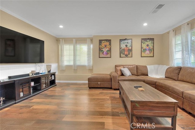 Detail Gallery Image 9 of 68 For 12541 Pinehurst, El Monte,  CA 91732 - 3 Beds | 3 Baths