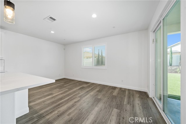 30902 Palette Road, Murrieta CA: https://media.crmls.org/medias/a70b72f7-fecf-4471-905e-345cb756d22b.jpg