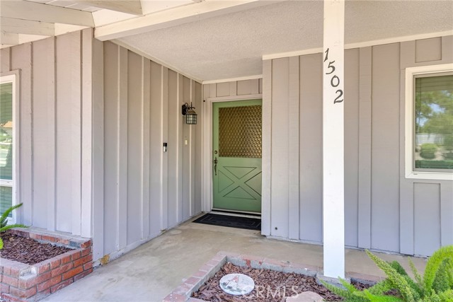 Detail Gallery Image 3 of 20 For 1502 Ransom Rd, Riverside,  CA 92506 - 3 Beds | 2 Baths