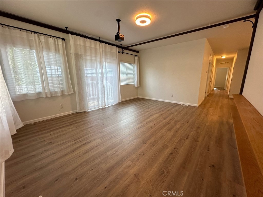 MLS #OC25227530 image #8