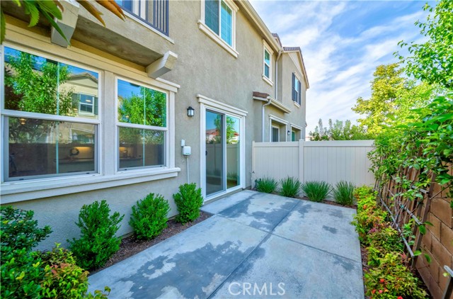 1705 Almond Tree Place, Upland CA: https://media.crmls.org/medias/a70c110f-f075-427e-a9a3-70d015e2c94a.jpg