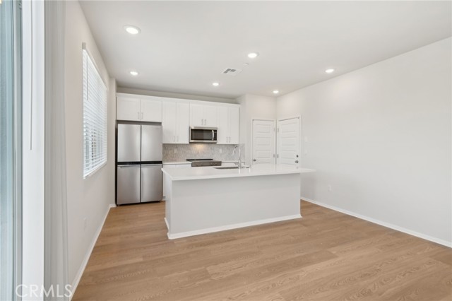2132 Bergamot Street, Redlands CA: https://media.crmls.org/medias/a70c9d58-7d16-4573-8cac-35217379db66.jpg