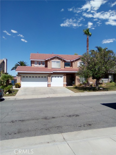 Detail Gallery Image 1 of 36 For 4019 De Anza Dr, Palmdale,  CA 93551 - 5 Beds | 3 Baths