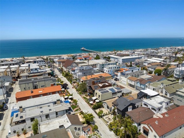 409 9th Street, Manhattan Beach, California 90266, 6 Bedrooms Bedrooms, ,4 BathroomsBathrooms,Residential,Sold,9th,SB23133381