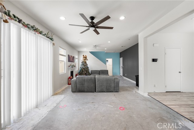 Detail Gallery Image 21 of 60 For 2517 San Madrid, Rosamond,  CA 93560 - 3 Beds | 2/1 Baths