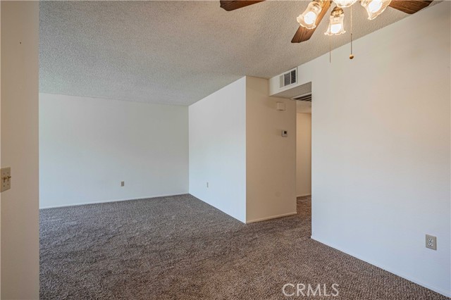 Detail Gallery Image 8 of 30 For 622 S Santa Fe St #7,  Hemet,  CA 92543 - 2 Beds | 2 Baths