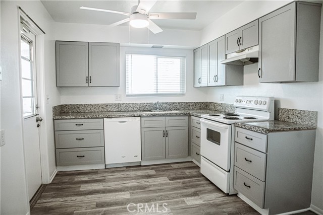 Front Image Thumbnail for CROC25249549