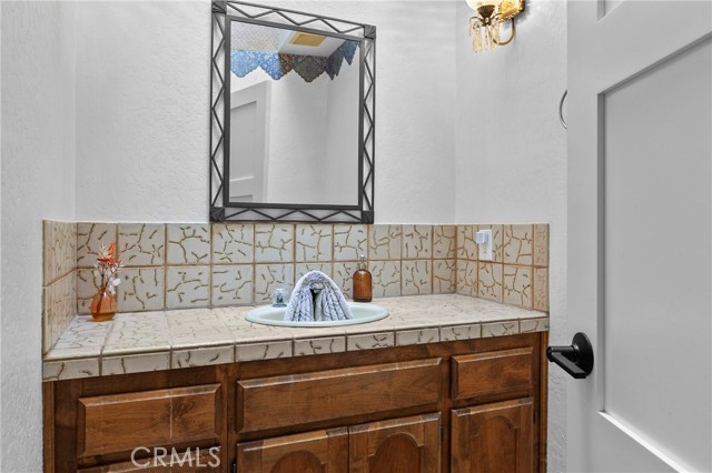 Detail Gallery Image 14 of 40 For 1041 Ritchie Rd #B,  Grover Beach,  CA 93433 - 3 Beds | 3/1 Baths