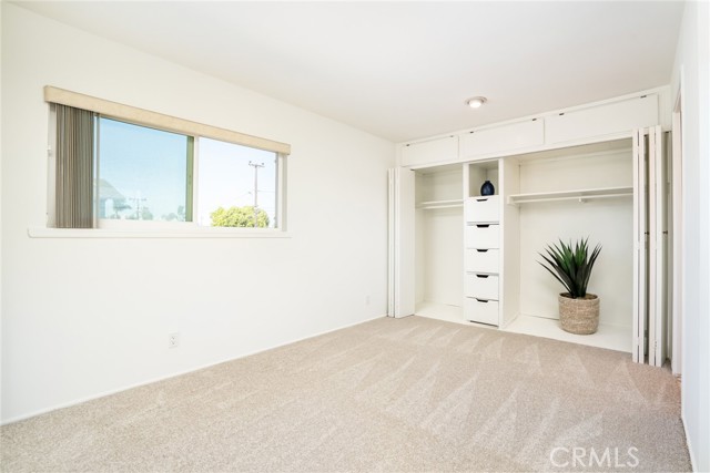 Detail Gallery Image 25 of 43 For 20642 Goshawk Ln, Huntington Beach,  CA 92646 - 5 Beds | 3 Baths