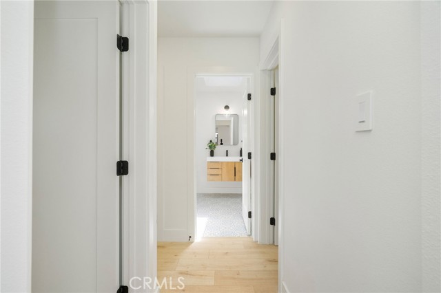 17200 Lanark Street photo 11