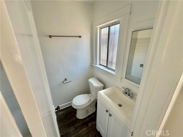 Detail Gallery Image 11 of 12 For 1045 N Oxford Ave., Hollywood,  CA 90029 - 1 Beds | 1 Baths