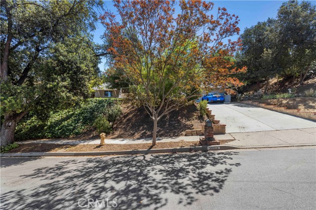 Detail Gallery Image 24 of 28 For 3036 Darlington Drive, Thousand Oaks,  CA 91362 - 3 Beds | 2 Baths