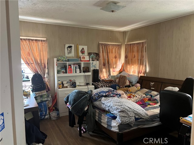 400 N Valencia Street, Alhambra CA: https://media.crmls.org/medias/a70fab00-f290-4cfb-a71d-a6292256d806.jpg