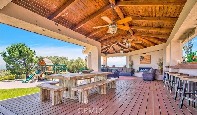 8686 Capelin Road, Phelan CA: https://media.crmls.org/medias/a70fb6a8-ab1d-419e-b8d6-f4fb243e87b5.jpg