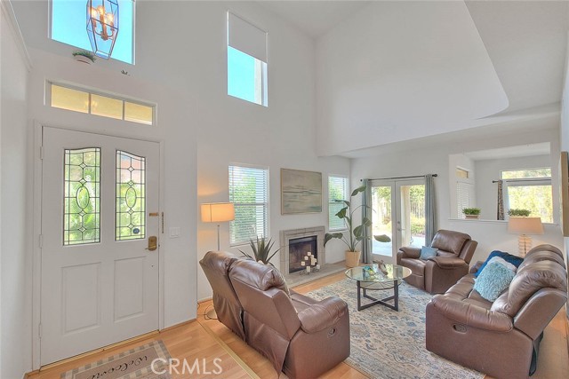 Detail Gallery Image 5 of 49 For 2918 Crape Myrtle Cir, Chino Hills,  CA 91709 - 3 Beds | 2/1 Baths
