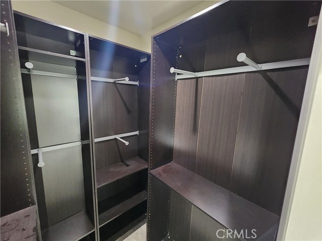 Detail Gallery Image 17 of 43 For 9462 Givens, Northridge,  CA 91325 - 4 Beds | 5 Baths