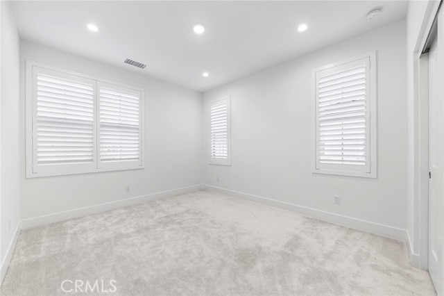145 Fairgreen, Irvine CA: https://media.crmls.org/medias/a711caee-6ef5-4825-addb-4fe1ee186a9e.jpg
