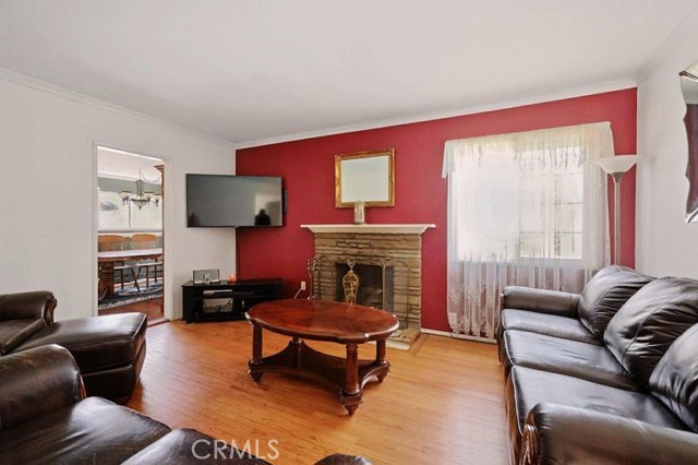 665 N Waterbury Avenue, Covina CA: https://media.crmls.org/medias/a71217d0-fdf2-4baf-8b82-a2bdc2a503f9.jpg