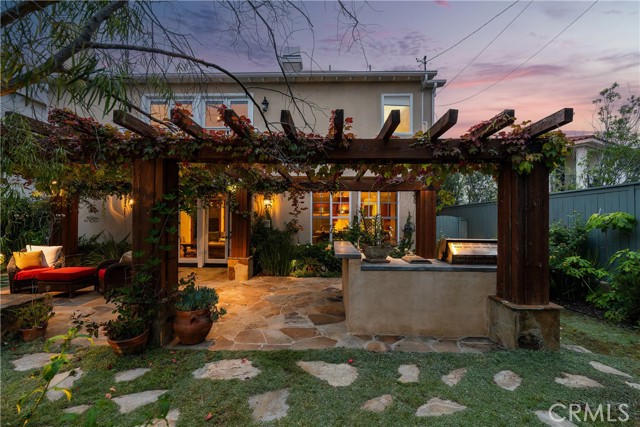 Detail Gallery Image 62 of 71 For 1314 19th St, Manhattan Beach,  CA 90266 - 5 Beds | 4/2 Baths