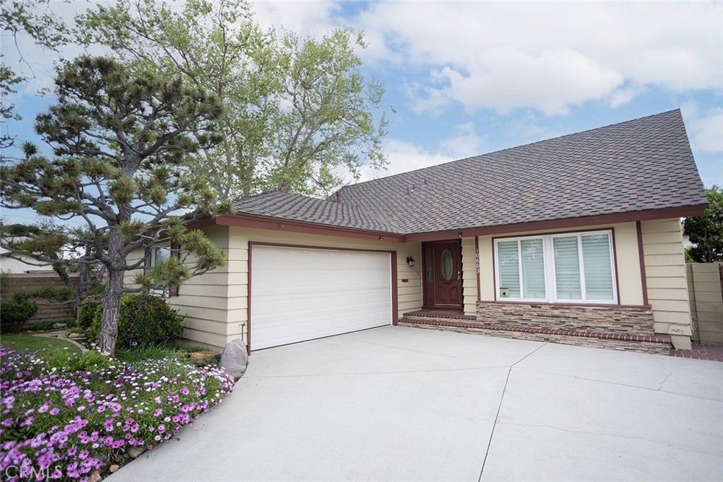 10603 Destino Circle
