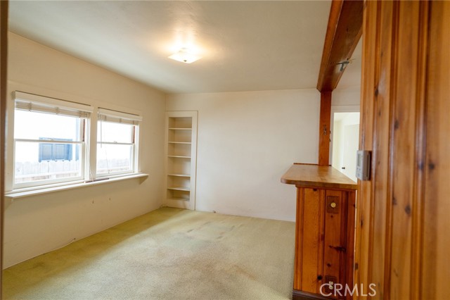 The Den can be Converted Back to a Bedroom The Den can be Converted Back to a Bedroom