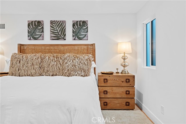 Detail Gallery Image 22 of 30 For 520 Iris Ave, Corona Del Mar,  CA 92625 - 3 Beds | 2/1 Baths