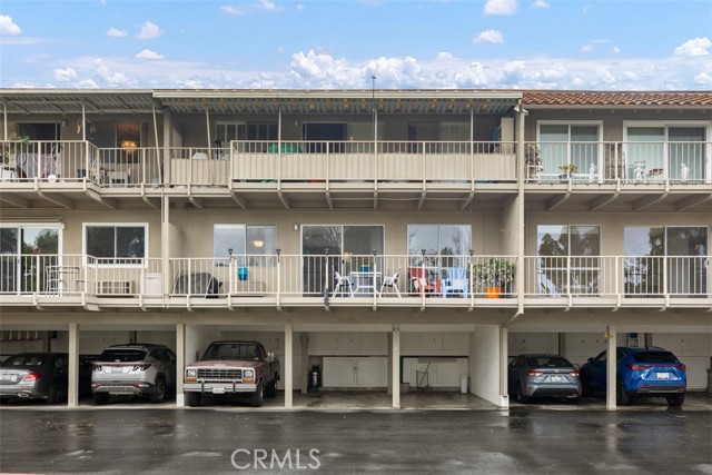 606 AVE SEVILLA # C, Laguna Woods, California 92637, 2 Bedrooms Bedrooms, ,2 BathroomsBathrooms,Residential Lease,For Rent,606 AVE SEVILLA # C,CROC21141425