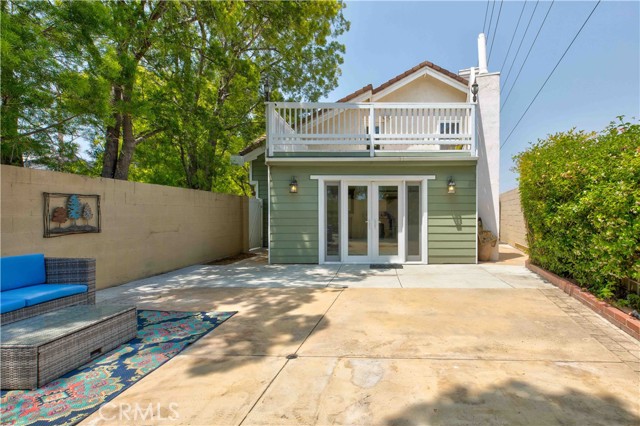 Detail Gallery Image 8 of 47 For 1901 W Pacific Ave, Burbank,  CA 91506 - 3 Beds | 3 Baths