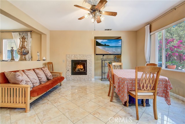 Detail Gallery Image 7 of 38 For 25960 Corte Antigua, Moreno Valley,  CA 92551 - 6 Beds | 3 Baths