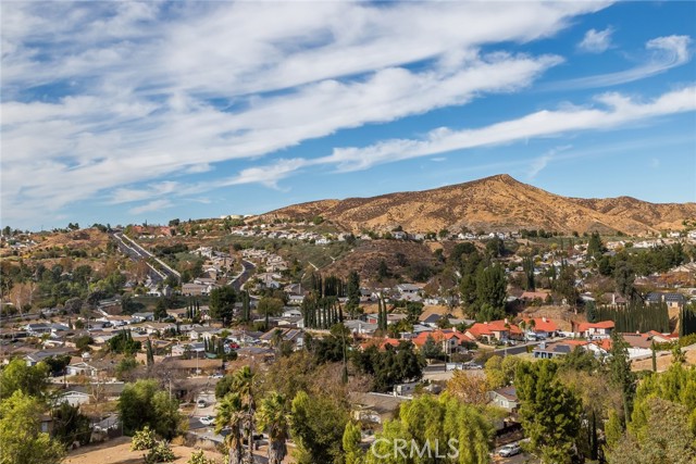 Detail Gallery Image 35 of 42 For 18711 Nadal St, Canyon Country,  CA 91351 - 3 Beds | 2 Baths