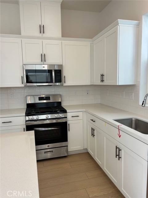 Detail Gallery Image 6 of 21 For 4453 S Bryant Paseo, Ontario,  CA 91762 - 3 Beds | 2/1 Baths