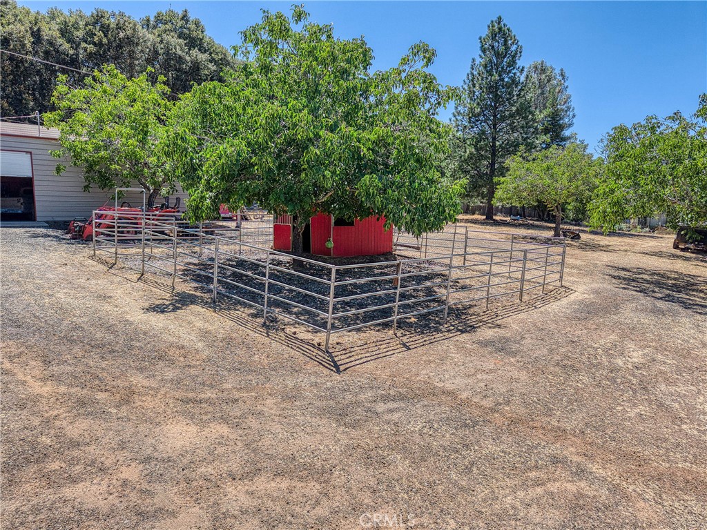 https://media.crmls.org/medias/a719edbb-b55a-4bba-8297-a2dd0587b2e5.jpg?preset=X-Large