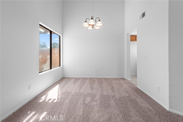 Detail Gallery Image 12 of 59 For 12240 Westerly, Moreno Valley,  CA 92557 - 3 Beds | 2/1 Baths