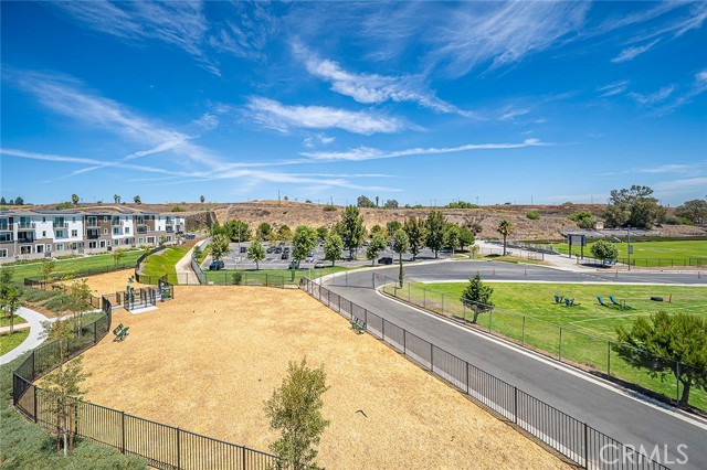 1425 W Sunrise Lane, San Pedro CA: https://media.crmls.org/medias/a71a640b-24ed-4d70-b1ae-c3bd25ddea98.jpg