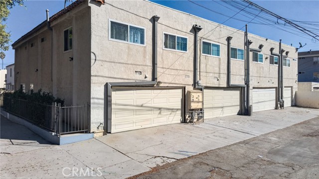 25220 Belle Porte Avenue, 2 photo 30