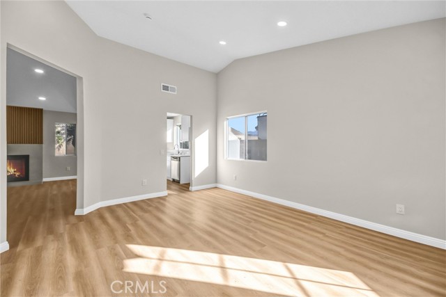 Detail Gallery Image 8 of 26 For 16067 Martinez St, Irwindale,  CA 91706 - 4 Beds | 2 Baths