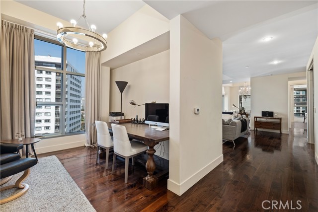 10776 Wilshire Boulevard, Los Angeles CA: https://media.crmls.org/medias/a71b7ef5-091c-4c0c-bf1a-b1b0bf91b1e5.jpg