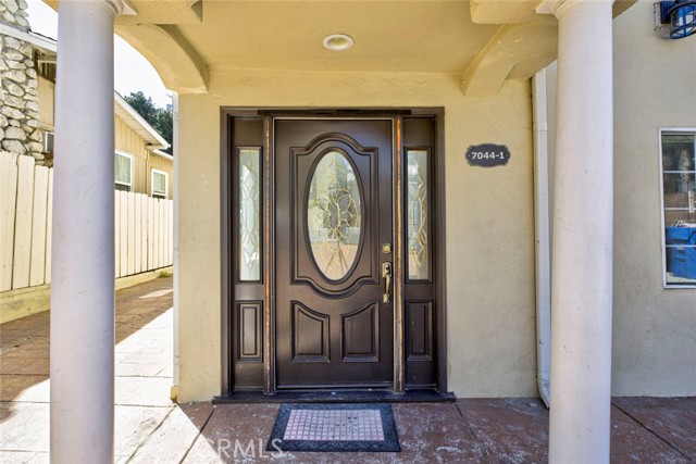 Detail Gallery Image 4 of 27 For 7044 1 Greeley, Tujunga,  CA 91042 - 3 Beds | 2 Baths