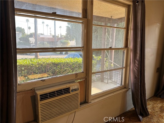 Detail Gallery Image 3 of 62 For 1231 Western Ave, Glendale,  CA 91201 - 2 Beds | 1 Baths