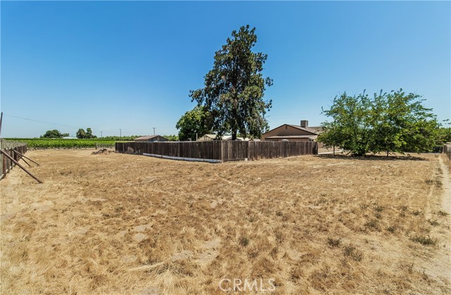 1492 W Sumner Avenue, Fresno CA: https://media.crmls.org/medias/a71ce23c-28ce-4b08-8273-b77e04e93703.jpg