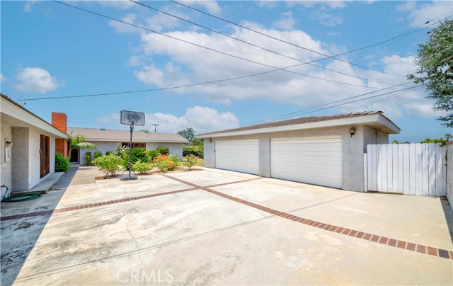 2837 E Mesa Drive, West Covina CA: https://media.crmls.org/medias/a71d0659-90f8-406d-a915-1bce2260fb2d.jpg