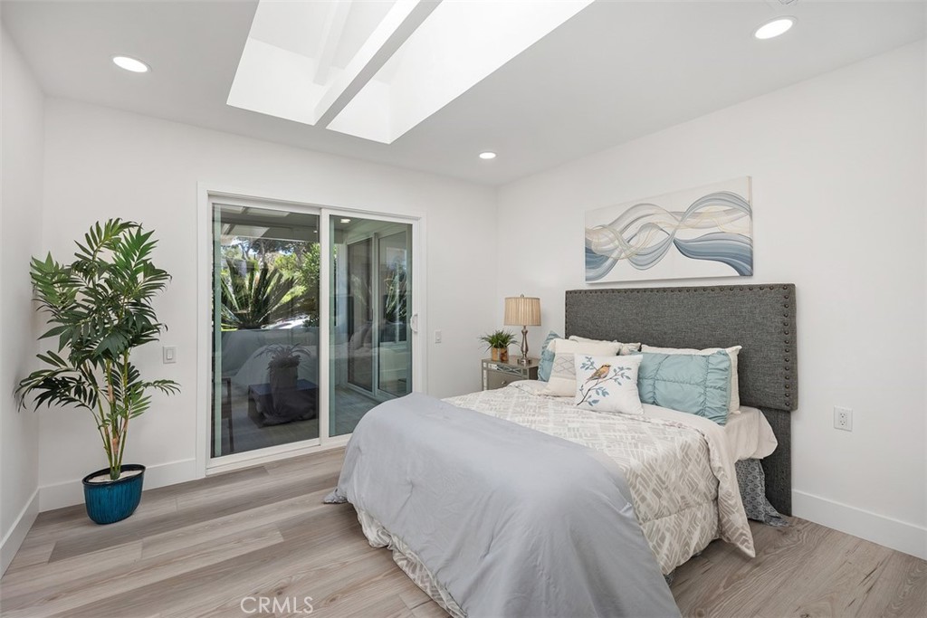 MLS #OC25166462 image #23