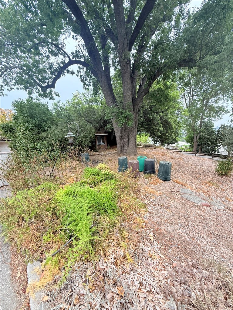 https://media.crmls.org/medias/a71d6f64-1f2f-465e-807e-0bd870e12d97.jpg?preset=X-Large