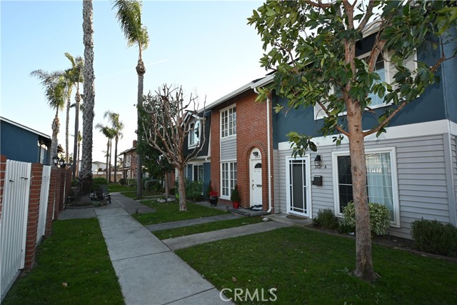 Image 2 for 2617 Del Way #C, Huntington Beach, CA 92648