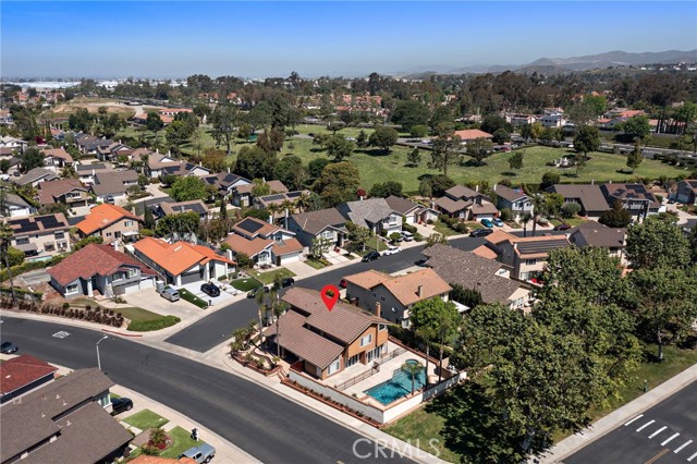 21572 Via Invierno, Lake Forest CA: https://media.crmls.org/medias/a71d8f74-2094-48bd-9728-8808da8bf00f.jpg
