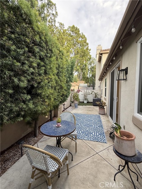 42 Seacountry Lane, Rancho Santa Margarita CA: https://media.crmls.org/medias/a71e7865-f7a5-4cf8-ad2e-86750d10a935.jpg