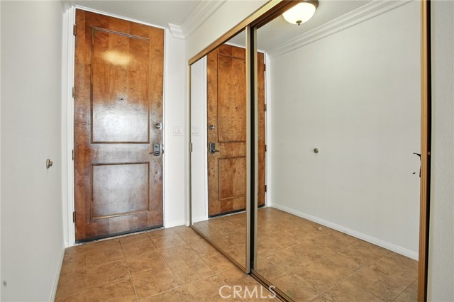 121 S Hope Street, Los Angeles CA: https://media.crmls.org/medias/a71f206d-886d-4e43-84d5-666f73789f6c.jpg