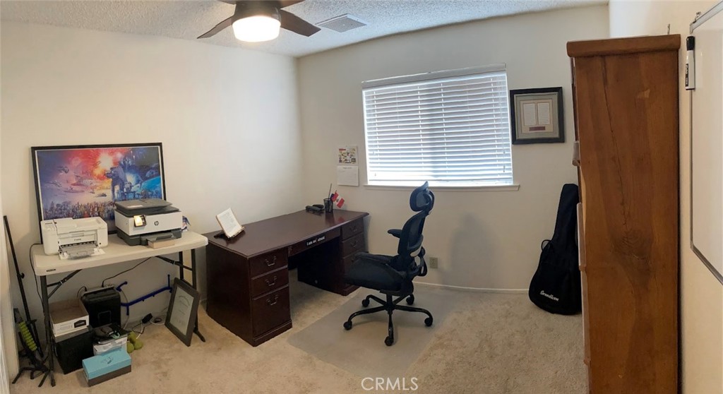 https://media.crmls.org/medias/a71f653c-f33b-47e9-b7ed-05a6598ccef7.jpg?preset=X-Large