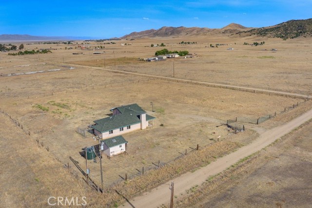 13765 Georgia Road, Santa Margarita CA: https://media.crmls.org/medias/a71f791d-3d9d-4252-8efd-d9df0722d7bb.jpg